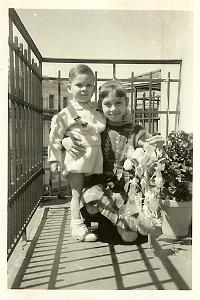 FAMILLE 011 ORAN 1956 LES RAMEAUX